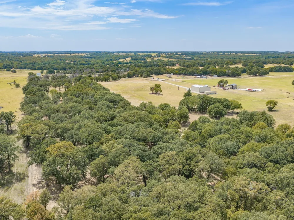 483 Legacy Lane Bowie, TX 76230
