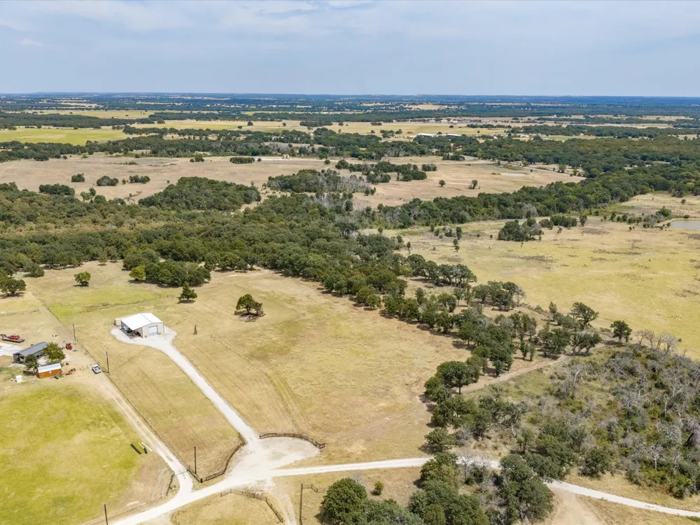 483 Legacy Lane Bowie, TX 76230