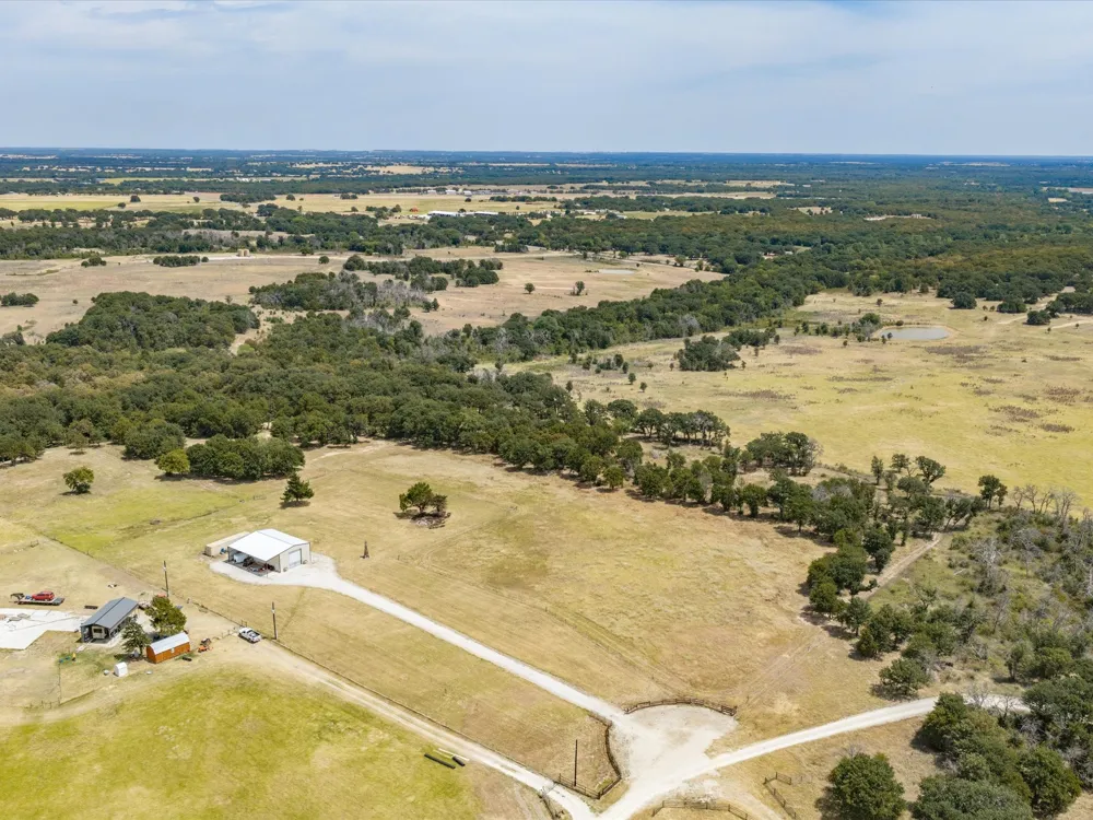 483 Legacy Lane Bowie, TX 76230
