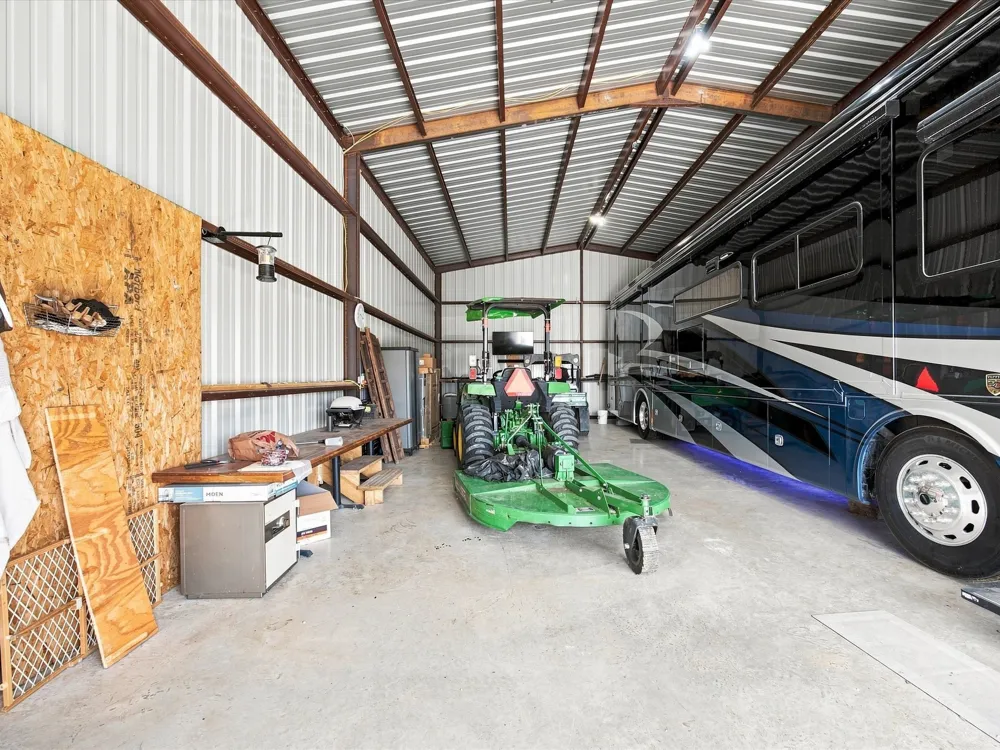 483 Legacy Lane Bowie, TX 76230