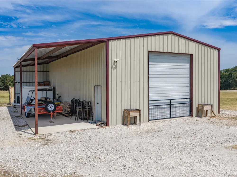 483 Legacy Lane Bowie, TX 76230