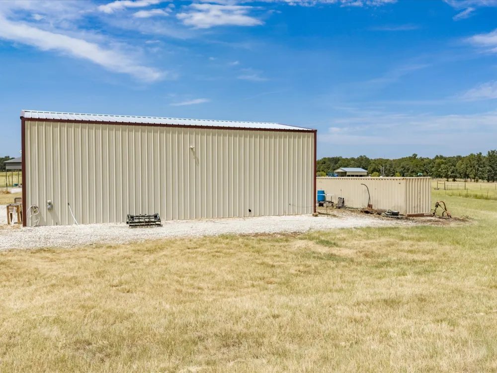 483 Legacy Lane Bowie, TX 76230