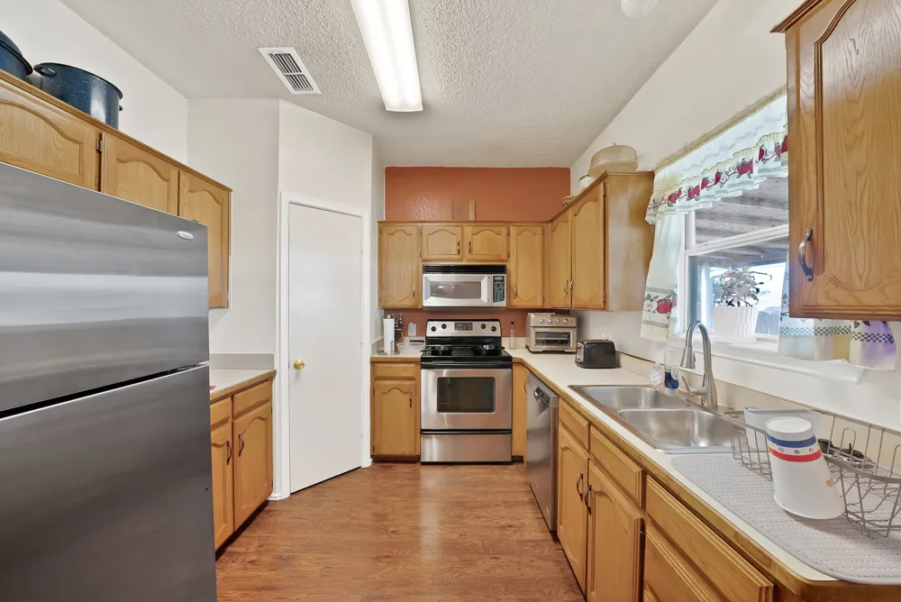 4925 Saint Thomas Place Fort Worth, TX 76135