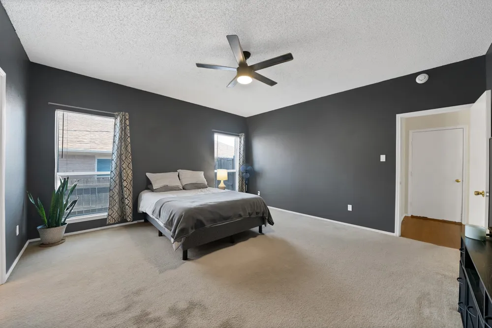 4925 Saint Thomas Place Fort Worth, TX 76135