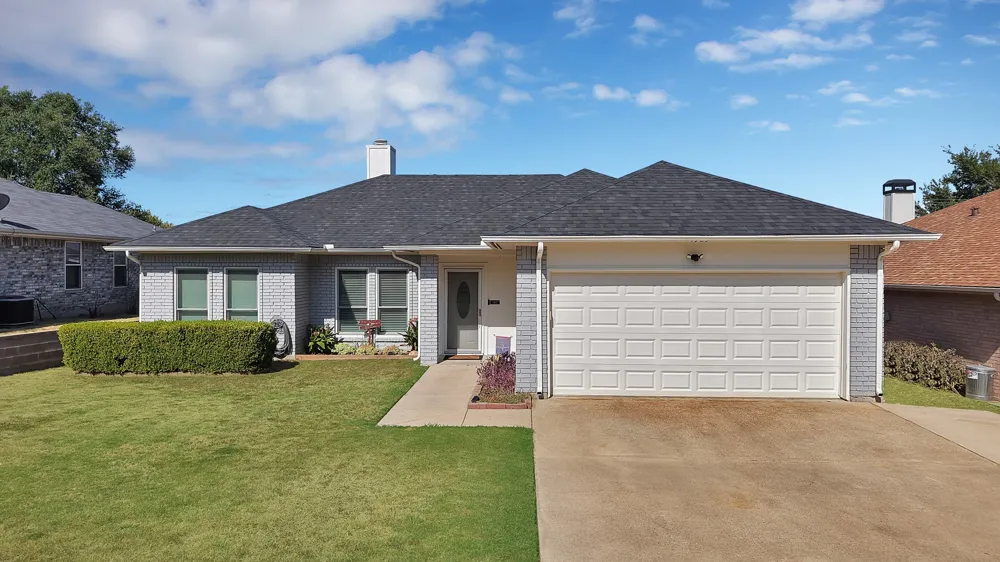 4925 Saint Thomas Place Fort Worth, TX 76135
