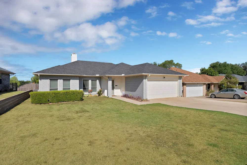 4925 Saint Thomas Place Fort Worth, TX 76135