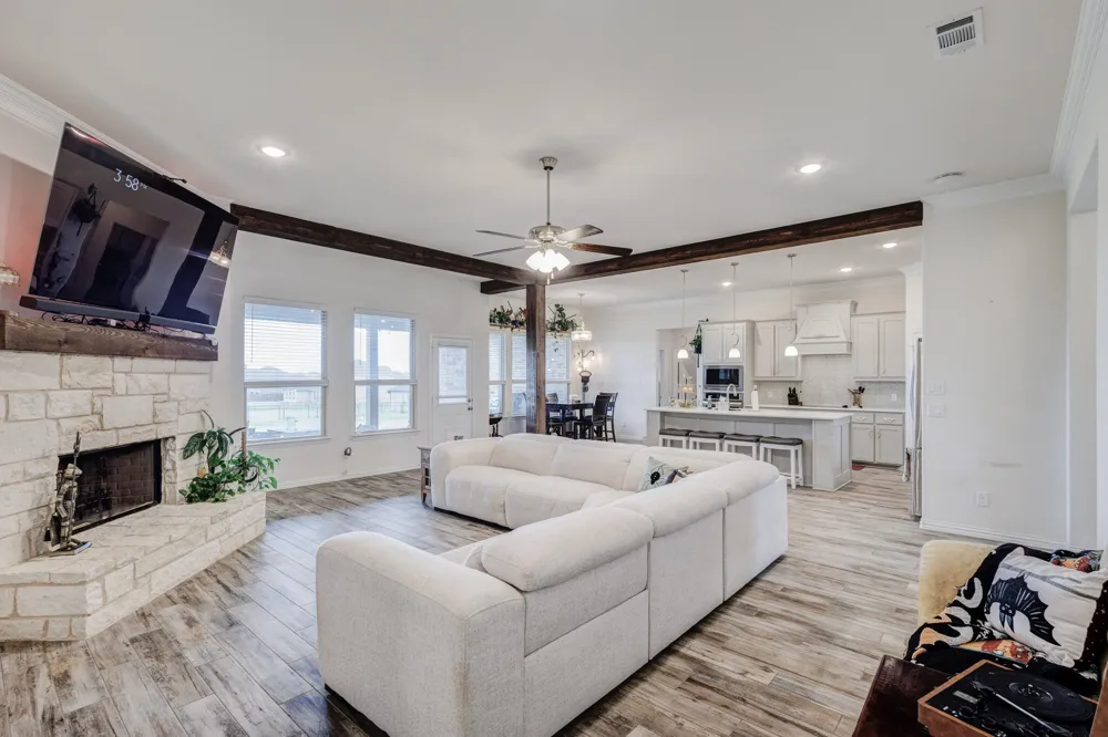 7604 Midway Ridge Trail Ponder, TX 76259