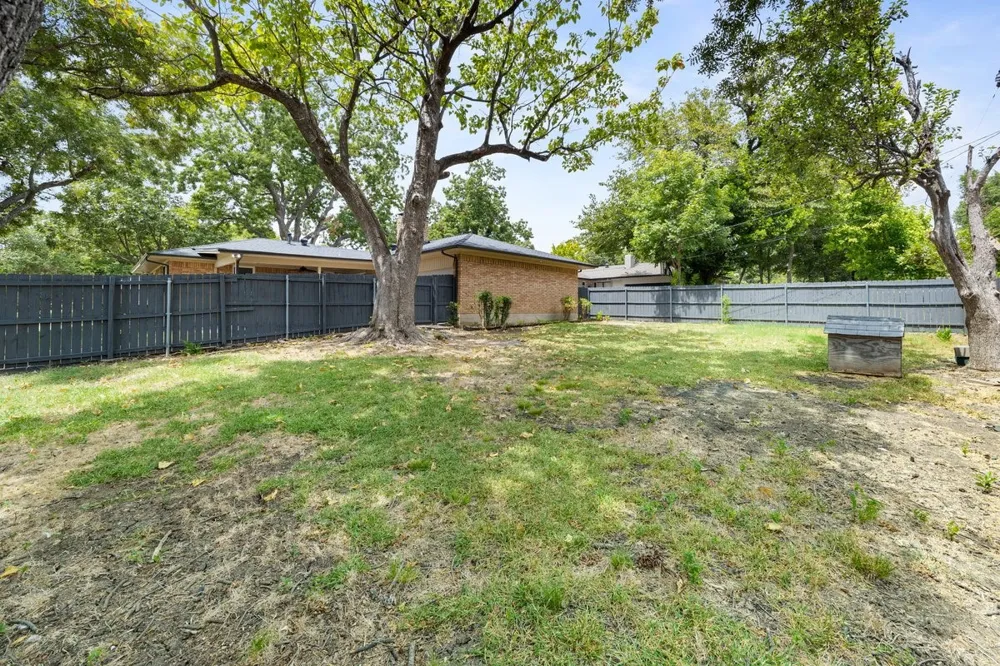 600 Young Boulevard DeSoto, TX 75115