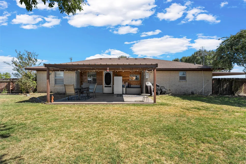 405 FM 308 Mount Calm, TX 76673