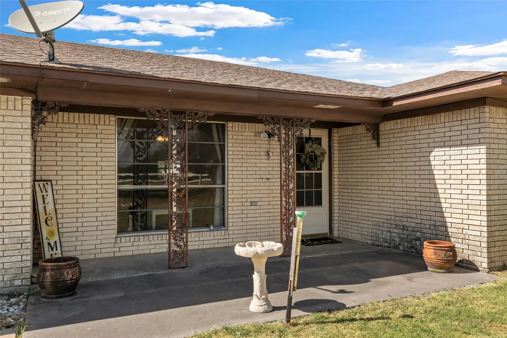 405 FM 308 Mount Calm, TX 76673