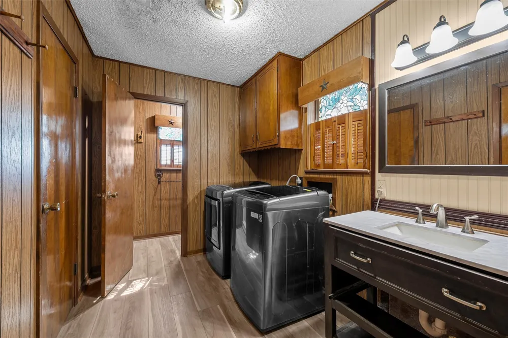 405 FM 308 Mount Calm, TX 76673