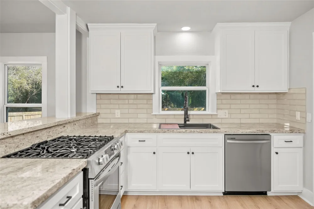 805 E Tom Green Street Brenham, TX 77833