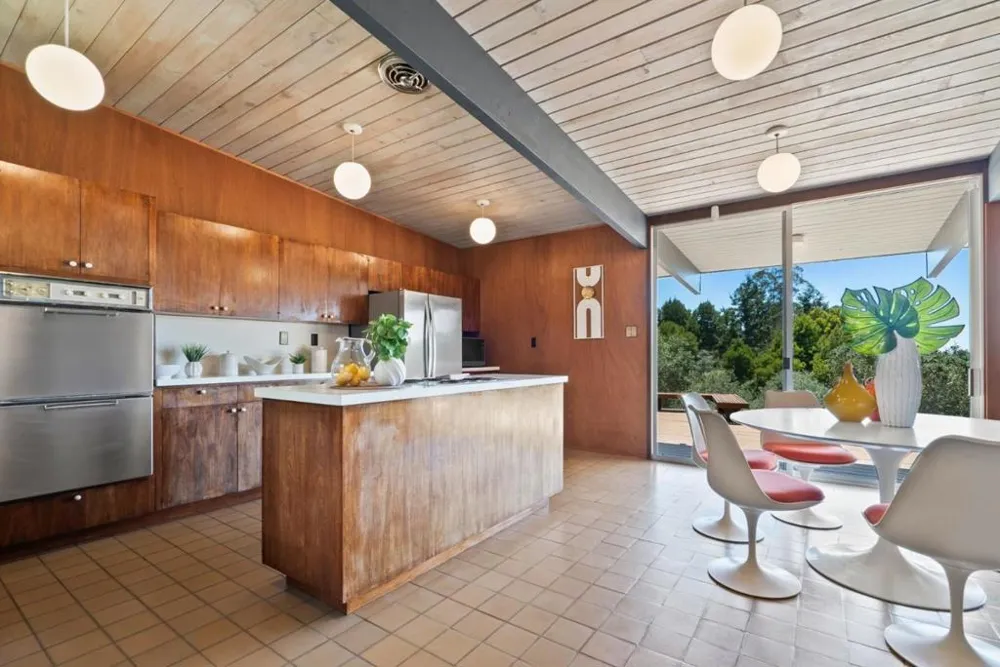 81 Pasatiempo Drive Santa Cruz, CA 95060
