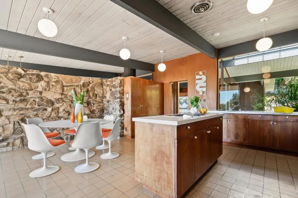 81 Pasatiempo Drive Santa Cruz, CA 95060