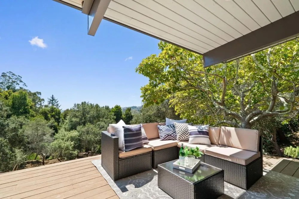 81 Pasatiempo Drive Santa Cruz, CA 95060