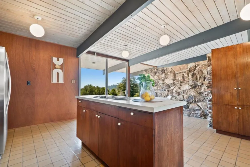 81 Pasatiempo Drive Santa Cruz, CA 95060