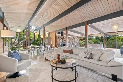 81 Pasatiempo Drive