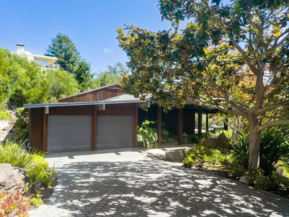 81 Pasatiempo Drive Santa Cruz, CA 95060