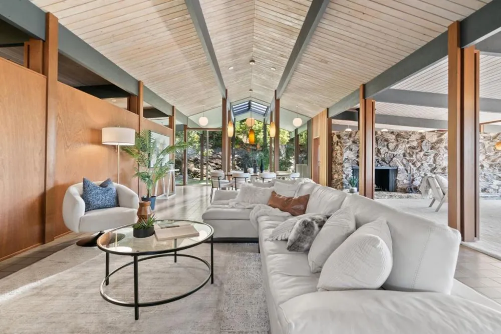 81 Pasatiempo Drive Santa Cruz, CA 95060
