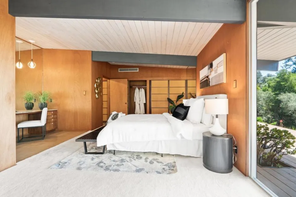 81 Pasatiempo Drive Santa Cruz, CA 95060