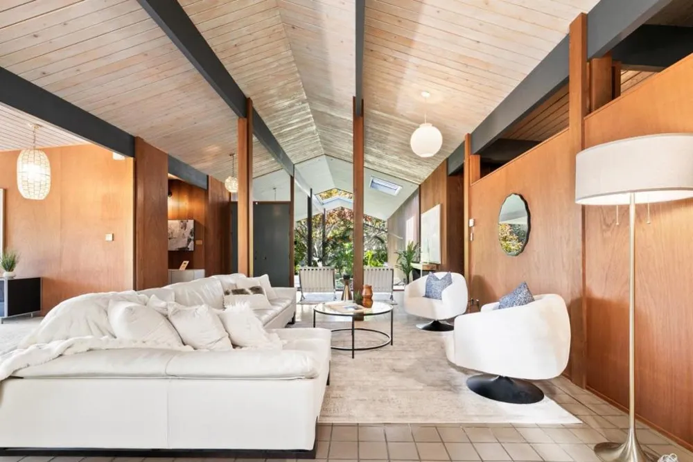 81 Pasatiempo Drive Santa Cruz, CA 95060