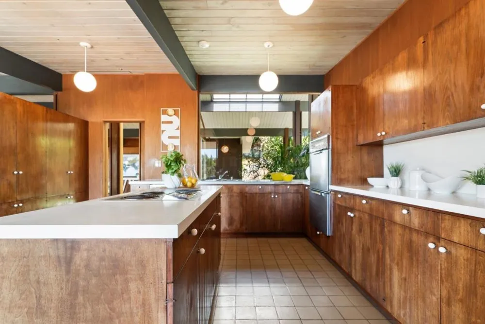 81 Pasatiempo Drive Santa Cruz, CA 95060