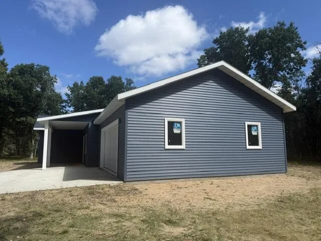 6710 W Dana's Circle Baldwin, MI 49304
