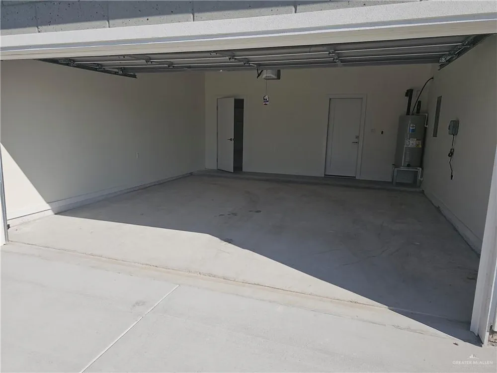 1004 Trinity Street Edinburg, TX 78541