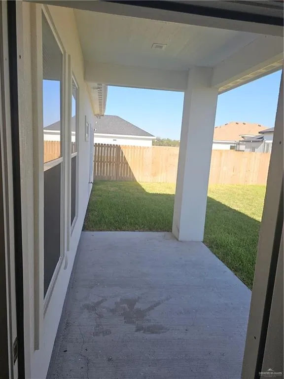1004 Trinity Street Edinburg, TX 78541