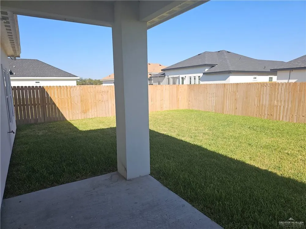 1004 Trinity Street Edinburg, TX 78541