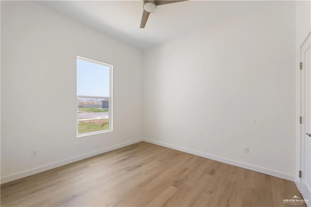 1004 Trinity Street Edinburg, TX 78541