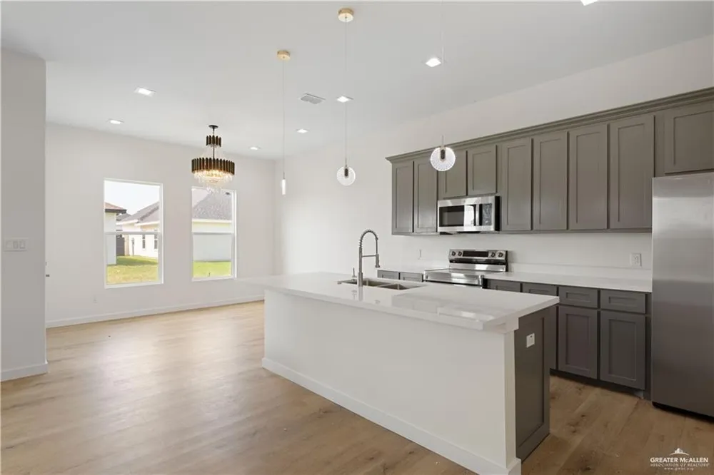 1004 Trinity Street Edinburg, TX 78541