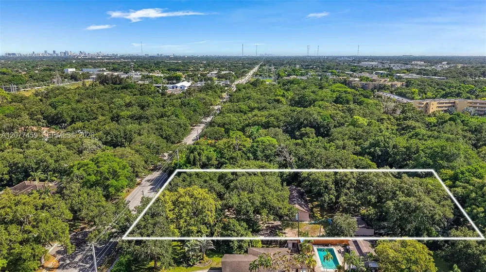 5571 SW 40th Ave Dania Beach, FL 33314