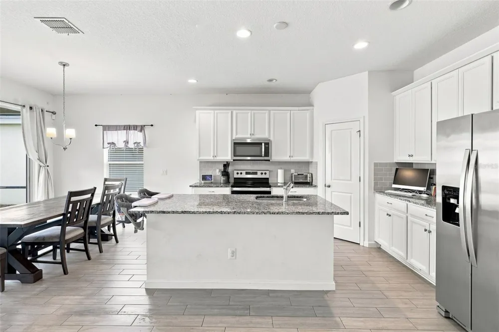 1005 CHELAN FALLS DRIVE Deland, FL 32724