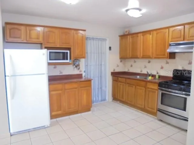 Junquito CLAVEL Humacao, PR 00791