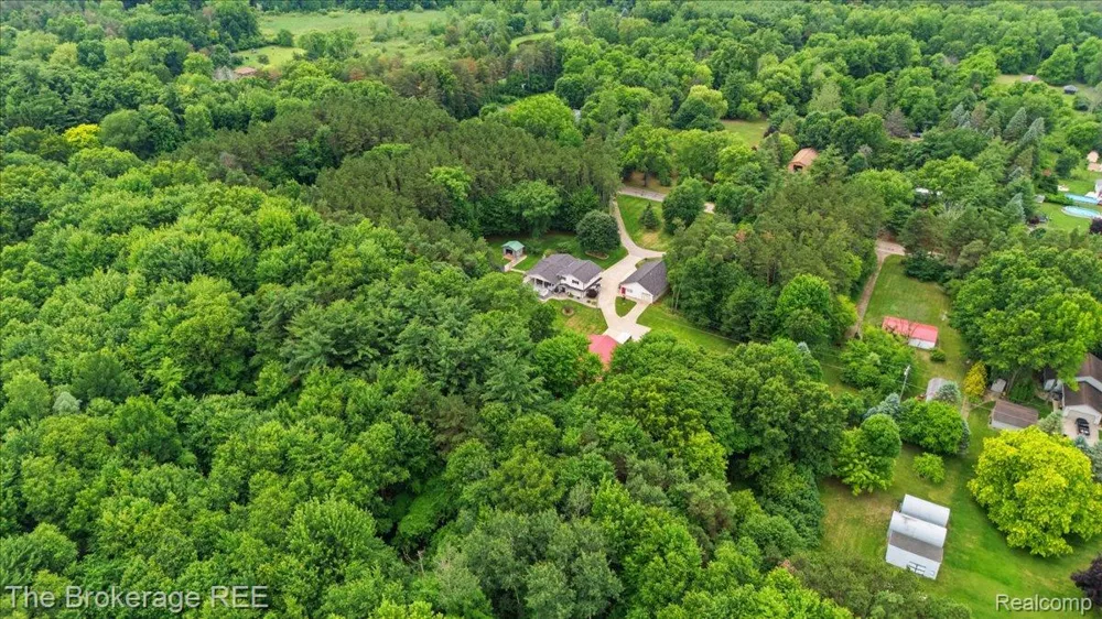 440 Elm Grove Road Elba Township, MI 48446