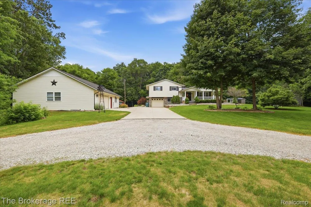 440 Elm Grove Road Elba Township, MI 48446