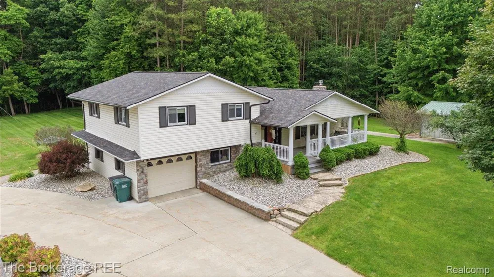 440 Elm Grove Road Elba Township, MI 48446