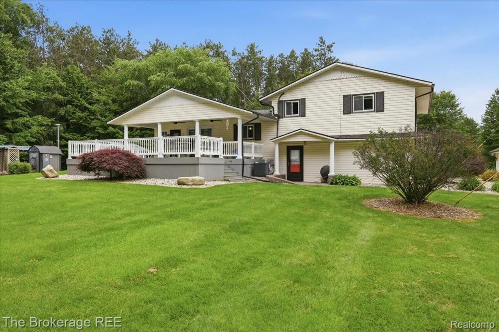 440 Elm Grove Road Elba Township, MI 48446