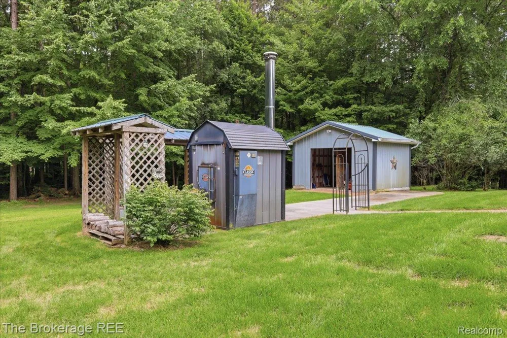 440 Elm Grove Road Elba Township, MI 48446