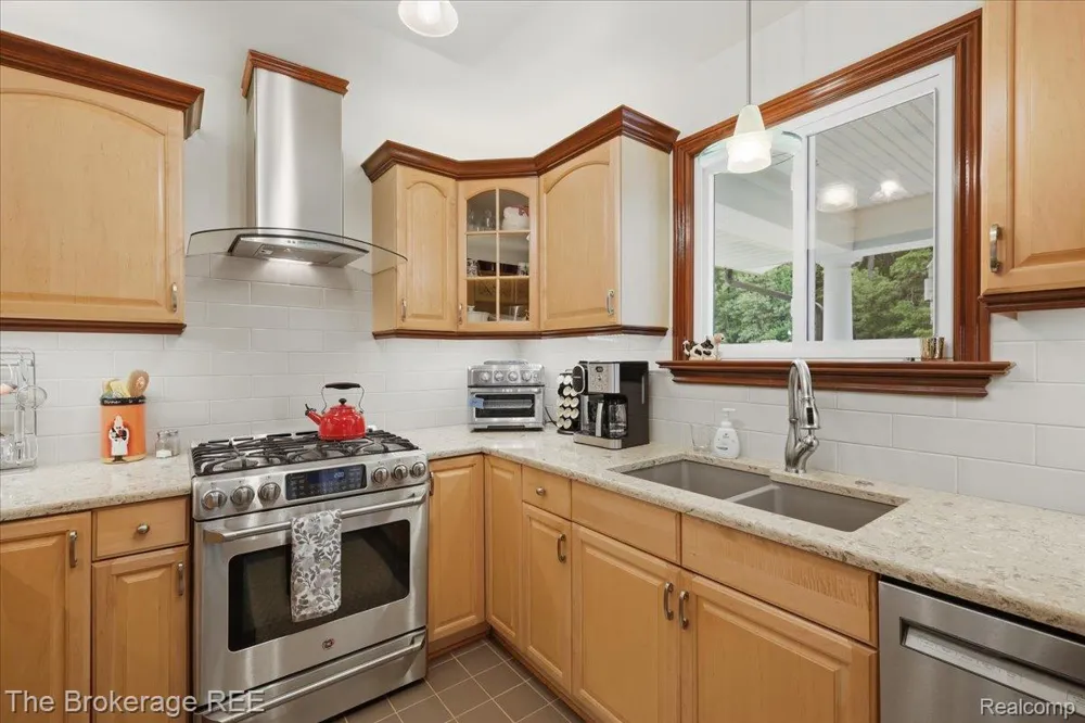 440 Elm Grove Road Elba Township, MI 48446
