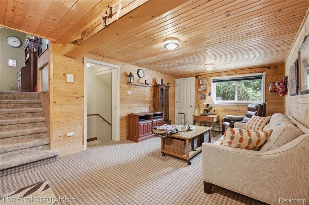 440 Elm Grove Road Elba Township, MI 48446