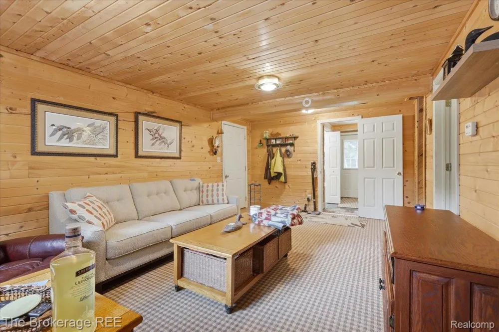 440 Elm Grove Road Elba Township, MI 48446
