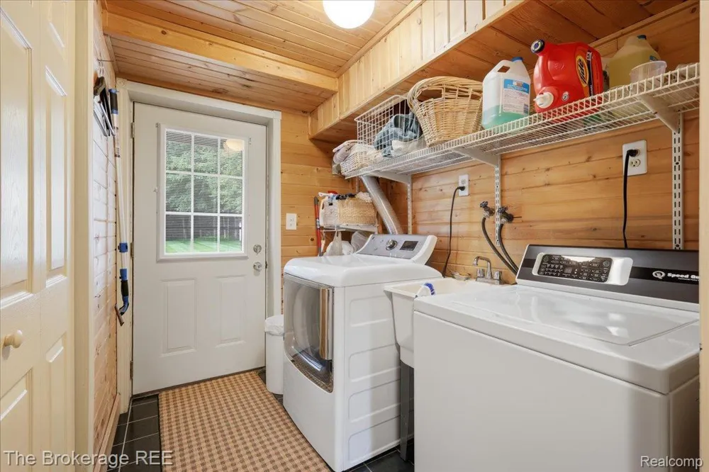 440 Elm Grove Road Elba Township, MI 48446