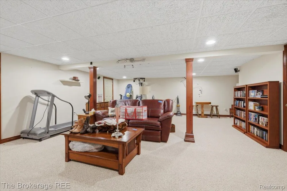 440 Elm Grove Road Elba Township, MI 48446