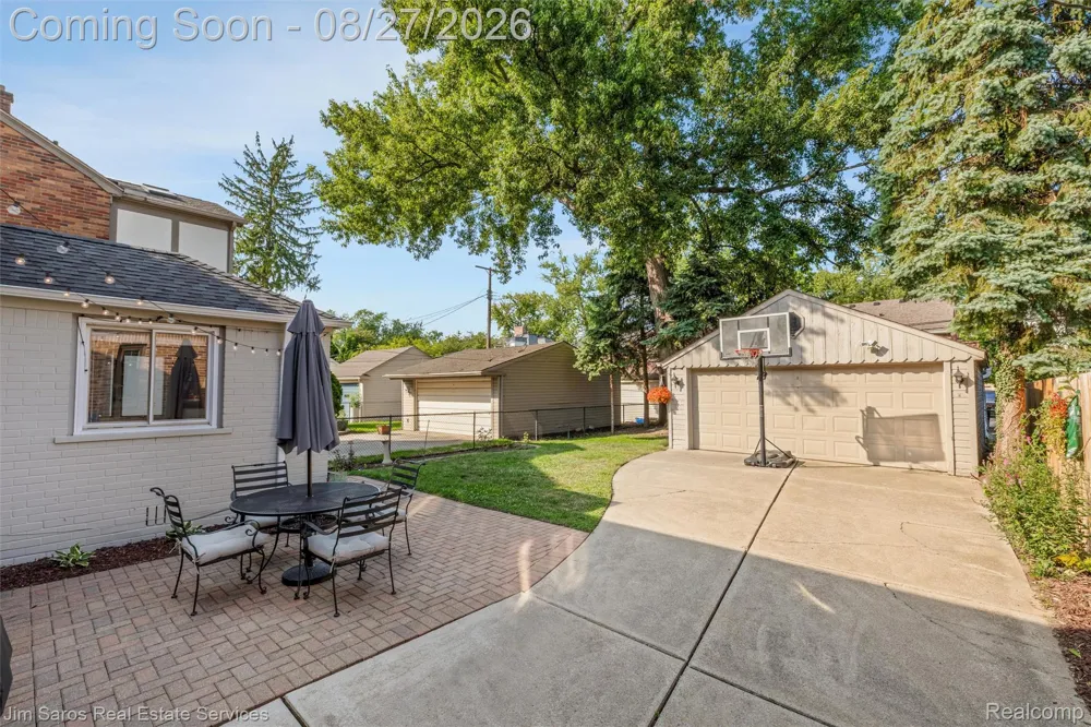 276 Moran Road Grosse Pointe Farms City, MI 48236