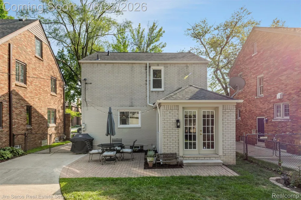 276 Moran Road Grosse Pointe Farms City, MI 48236