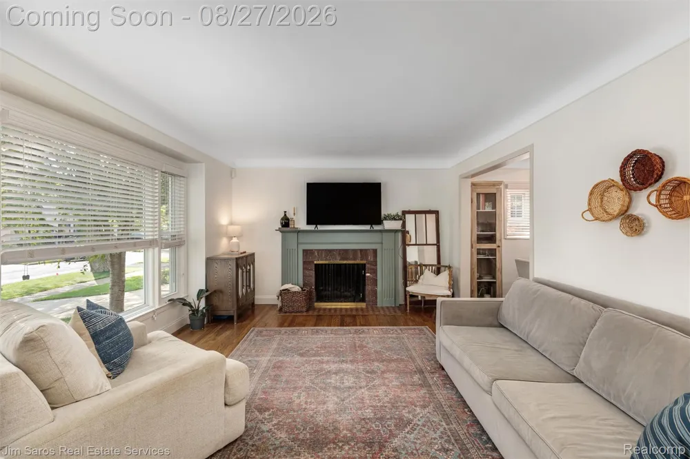276 Moran Road Grosse Pointe Farms City, MI 48236