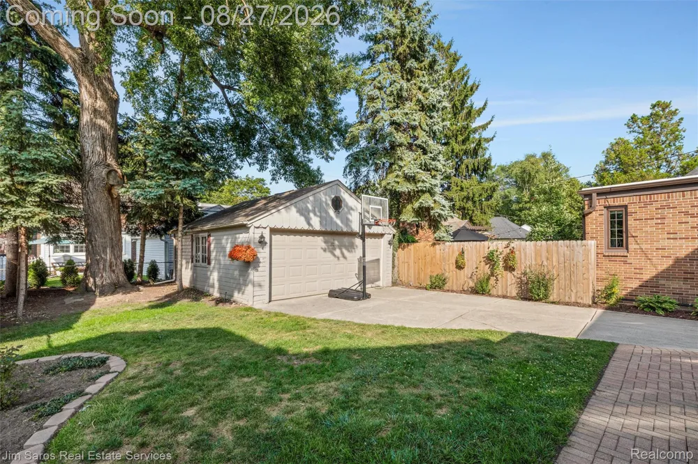 276 Moran Road Grosse Pointe Farms City, MI 48236