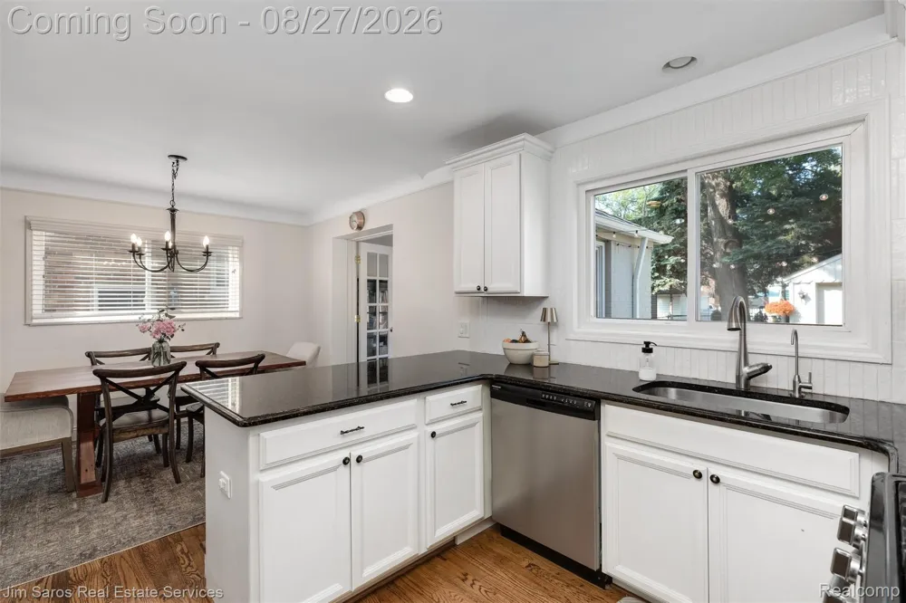 276 Moran Road Grosse Pointe Farms City, MI 48236